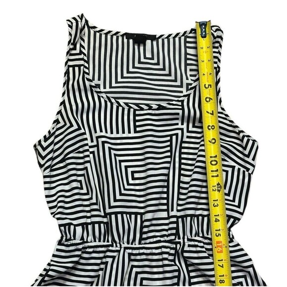 Forever 21 black white geometric maze stripe dress M elastic waist light flowy - Picture 10 of 14